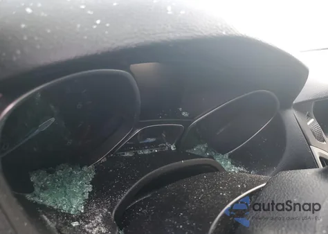 2014 Ford Focus Se from USA, damaged, VIN 1FADP3F24EL222494